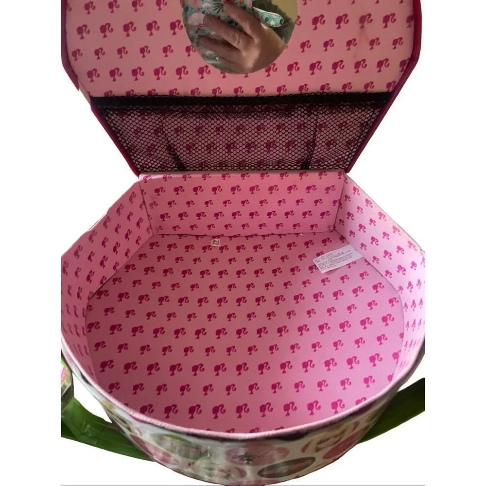 Mattell 2011 Pink Green Barbie Travel Storage Makeup With Mirror Carrying Case